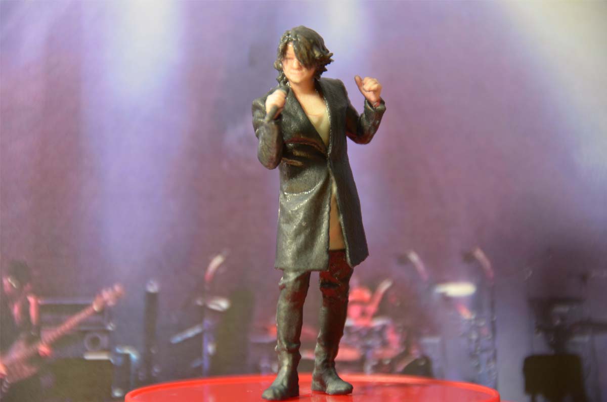 1:24 scale figure of TERU (made-to-order)